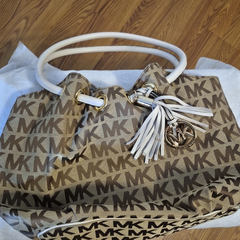 MICHAEL Michael Kors Purse Marina Signature Jacquard Drawstring Tassel